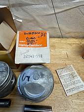 Harley NOS OEM# 22141-55B Panhead Shovelhead FLH Pistons Std. 1955-73