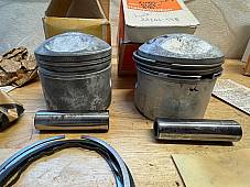 Harley NOS OEM# 22141-55B Panhead Shovelhead FLH Pistons Std. 1955-73