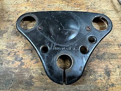 Harley 4574255 Complete Hummer 195559 Fork Top Tree Plate Original Plate