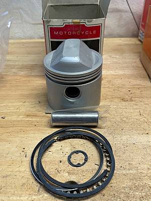Harley NOS OEM# 2225773 TA Sportster XLH XLCH Piston .050 19731985?